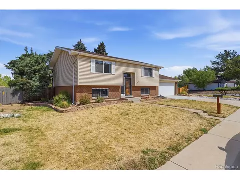 12973 Elgin Pl, Denver, CO 80239 photo 3