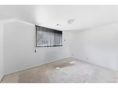 12973 Elgin Pl, Denver, CO 80239 photo 10