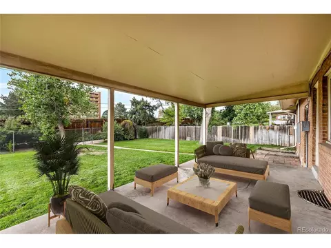 7931 E Hampden Cir, Denver, CO 80237 photo 5