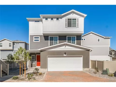 3478 Streamwood Dr, Johnstown, CO 80534