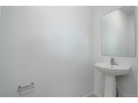 341 Maple St, Bennett, CO 80102 photo 17