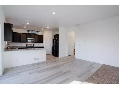341 Maple St, Bennett, CO 80102 photo 15