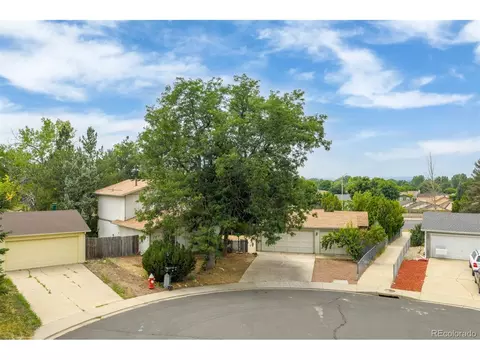 907 Yucca Ct, Longmont, CO 80504