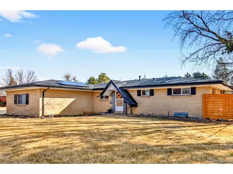 1880 S Monaco Pkwy, Denver, CO 80224