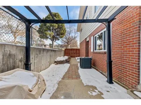 9886 Appletree Pl, Thornton, CO 80260