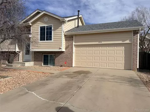 1416 S Pitkin Cir, Aurora, CO 80017