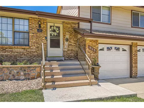513 S Kittredge Way, Aurora, CO 80017