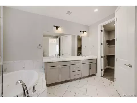 Bath - 5964 E 141st Ave, Thornton, CO 80602 photo 1 of 5