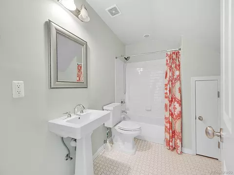 8735 E 23rd Ave, Denver, CO 80238 photo 27