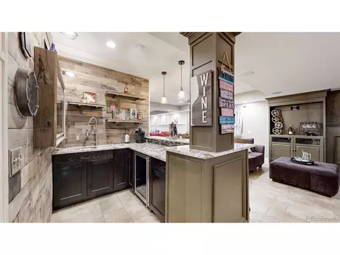 5501 Mustang Dr, Longmont, CO 80504 photo 8