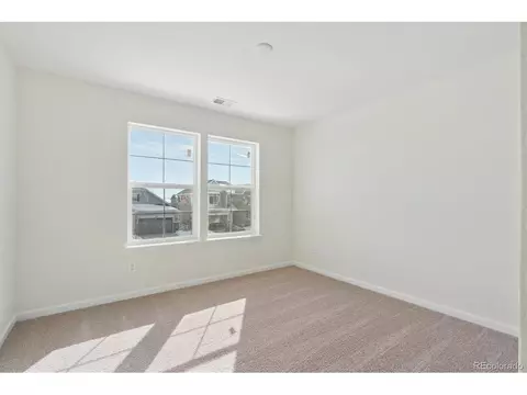 7357 S Waterloo Way, Aurora, CO 80016 photo 9
