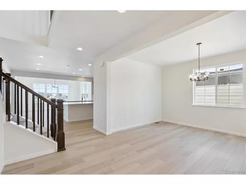 7357 S Waterloo Way, Aurora, CO 80016 photo 2