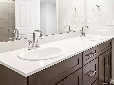 22321 E 7th Pl, Aurora, CO 80018 photo 28