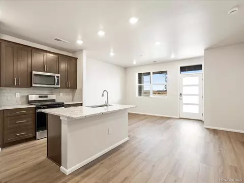 22321 E 7th Pl, Aurora, CO 80018 photo 18