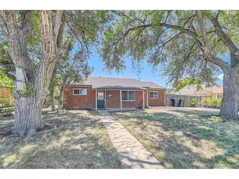 970 Locust Pl, Thornton, CO 80229