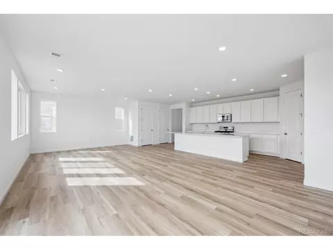 210 Lark Sparrow Way, Bennett, CO 80102 photo 8