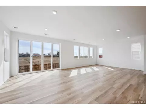 210 Lark Sparrow Way, Bennett, CO 80102 photo 9