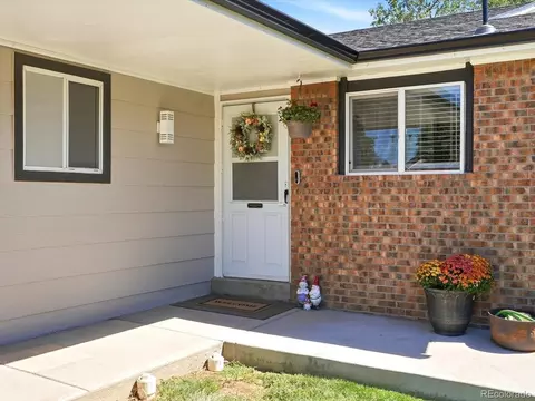 Exterior - 18870 E 16th Pl, Aurora, CO 80011 photo 12 of 13