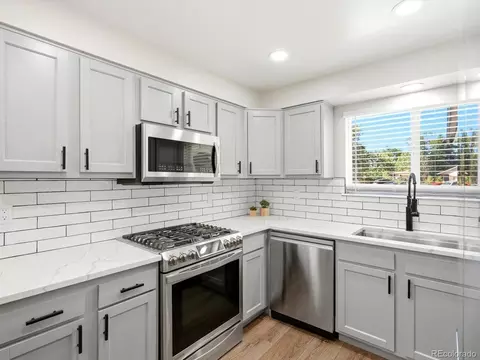 Kitchen - 18870 E 16th Pl, Aurora, CO 80011 photo 1 of 9