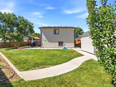 Exterior - 18870 E 16th Pl, Aurora, CO 80011 photo 8 of 13