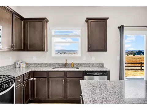 Kitchen - 7383 Blue River Ave, Frederick, CO 80530 photo 2 of 4