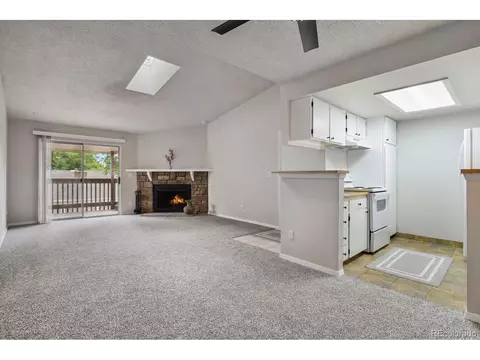 3404 S Eagle St #201, Aurora, CO 80014 photo 6