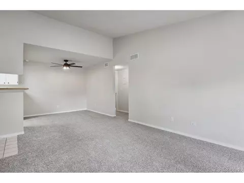 3404 S Eagle St #201, Aurora, CO 80014 photo 5