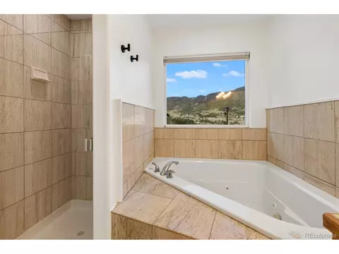 Bath - 9840 Mohawk Trl, Cascade, CO 80809 photo 3 of 5