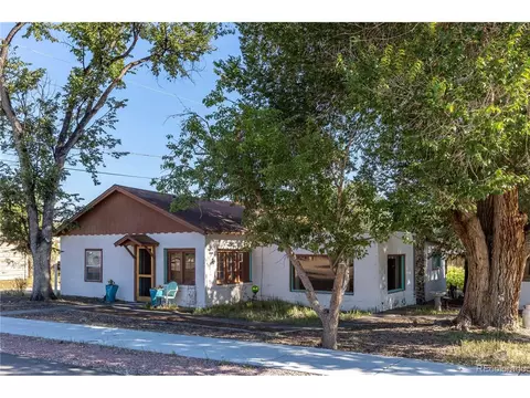 420 W 10th St, Salida, CO 81201