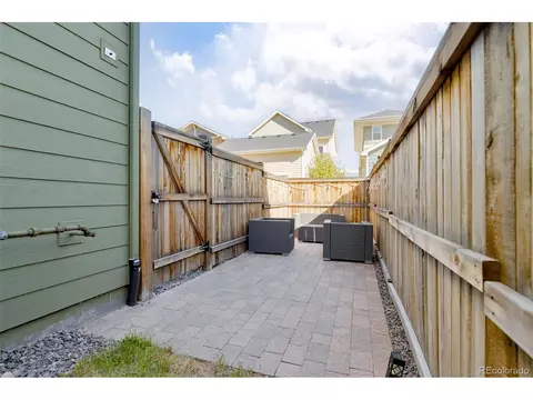11189 E 25th Dr, Aurora, CO 80010 photo 32