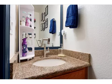 4966 Eureka Ct, Denver, CO 80239 photo 11