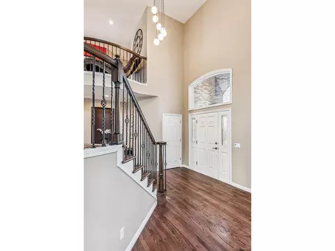 9583 Fairview Pl, Lone Tree, CO 80124 photo 4