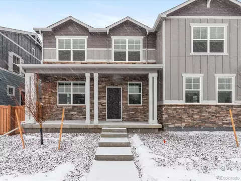 255 E 4th St, Berthoud, CO 80513 photo 2