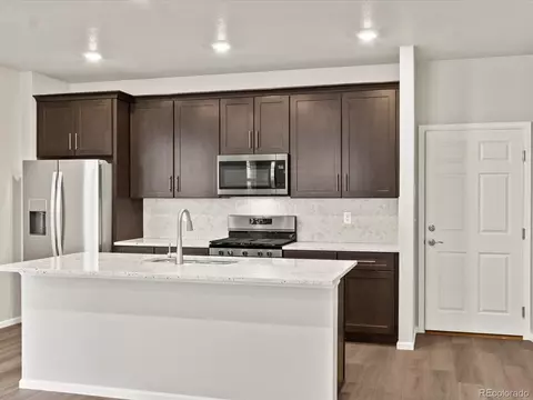 255 E 4th St, Berthoud, CO 80513 photo 9