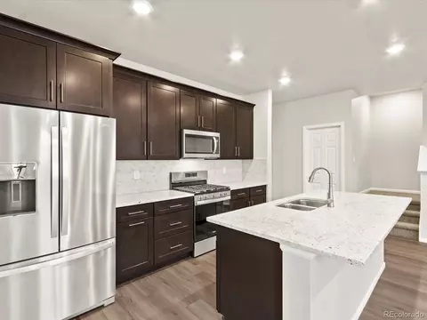 255 E 4th St, Berthoud, CO 80513 photo 13