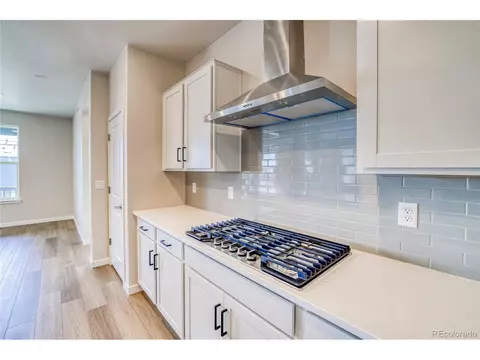 23902 E 40th Ave, Aurora, CO 80019 photo 3