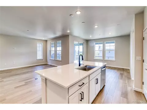 23902 E 40th Ave, Aurora, CO 80019 photo 4