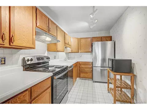 Kitchen - 13635 E Bates Ave #201-403, Aurora, CO 80014 photo 2 of 3