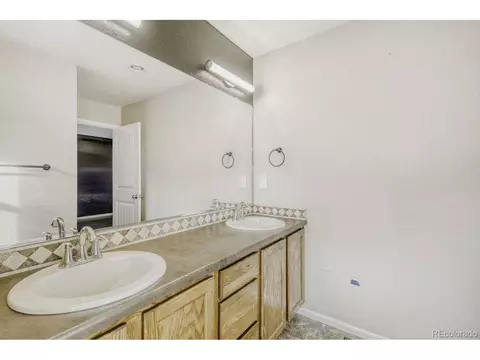 Bath - 5079 Ridgewood Dr, Johnstown, CO 80534 photo 1 of 3