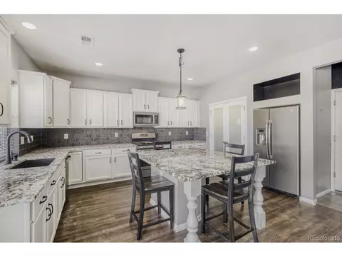 Kitchen - 5079 Ridgewood Dr, Johnstown, CO 80534 photo 3 of 5