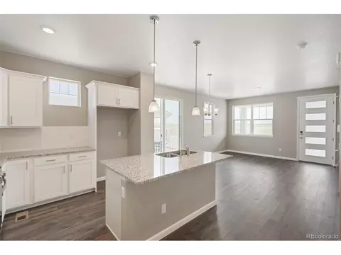 21831 E 7th Ave, Aurora, CO 80018 photo 10