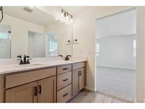 24503 E 36th Ave, Aurora, CO 80019 photo 23