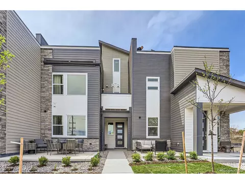 2638 W 69th Pl, Denver, CO 80221