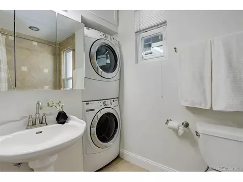 2829 N Franklin St, Denver, CO 80205 photo 16
