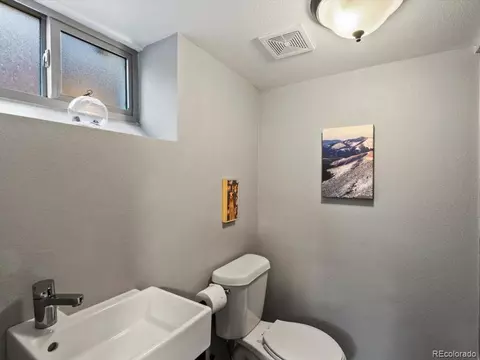 3401 N Steele St, Denver, CO 80205 photo 22