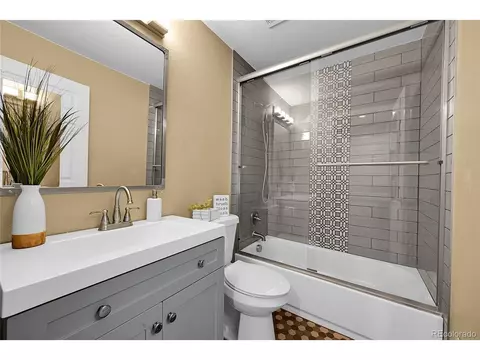Bath - 4642 Eureka Ct, Denver, CO 80239 photo 2 of 2