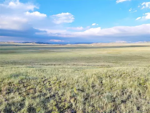 526 Cheyenne Rd, Hartsel, CO 80449
