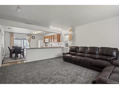 18633 E Chaffee Pl, Denver, CO 80249 photo 6