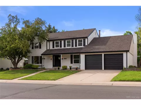 8325 E Hinsdale Ave, Centennial, CO 80112
