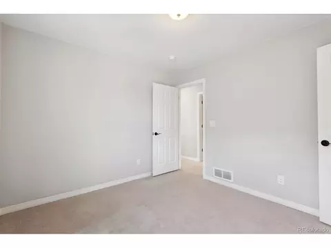 15867 Elk Pl, Denver, CO 80239 photo 19